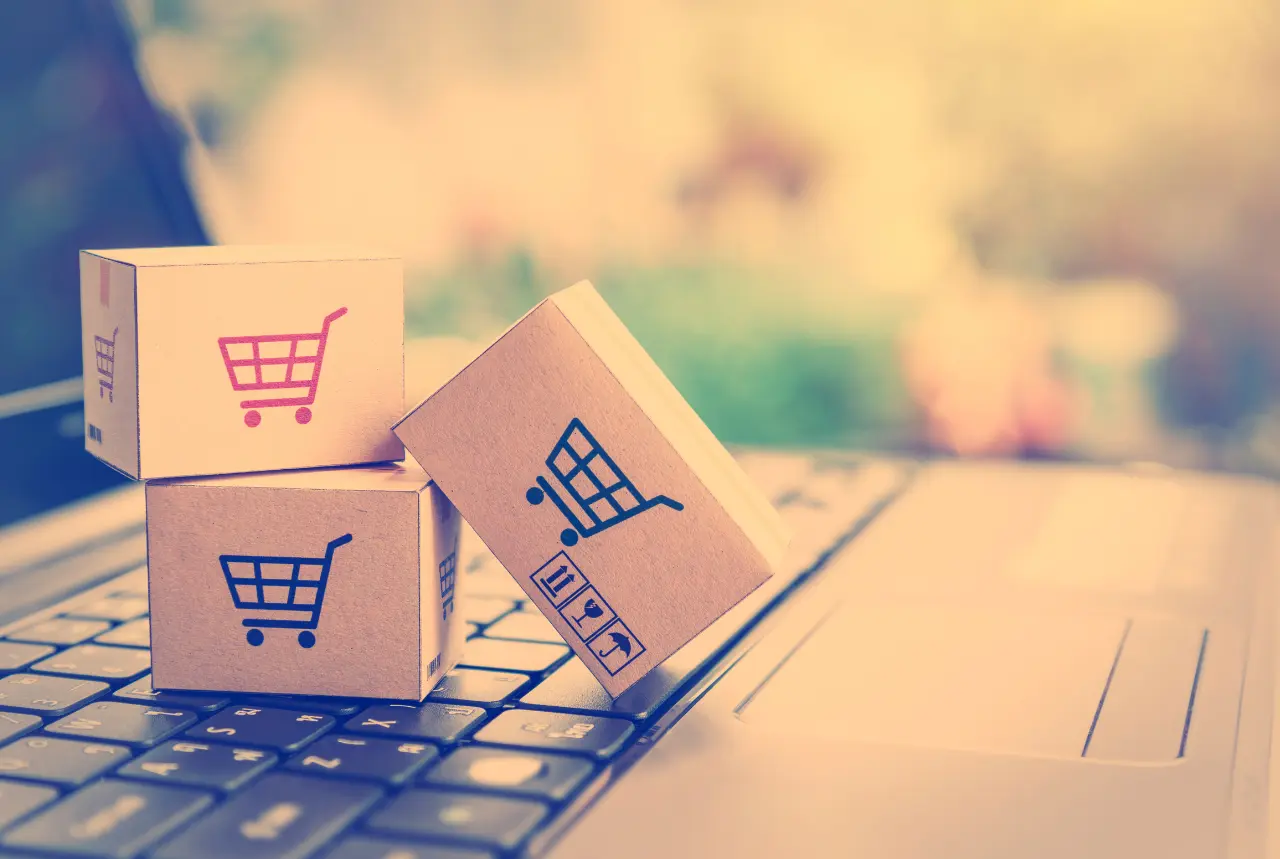 e-commerce shipping boxes on computer